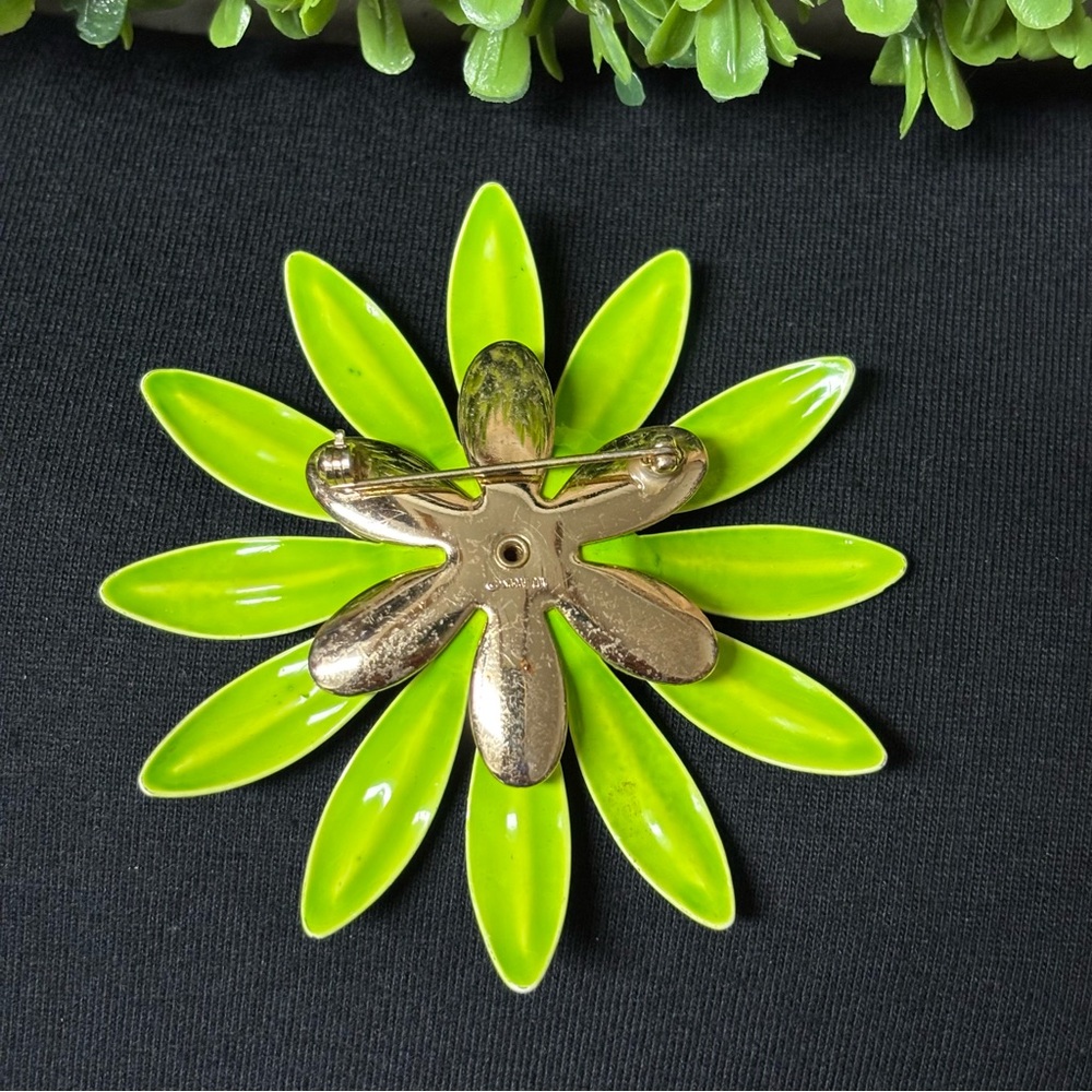 Vintage Sara Coventry Enamel Floral Brooch/Pin - Picture 3 of 5